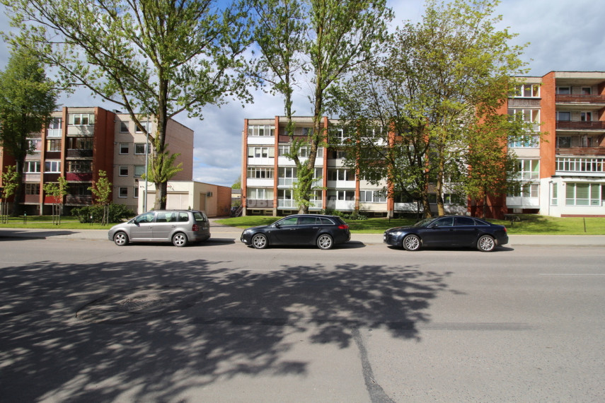 Parduodamas butas Vilniaus g., Šimšė, Šiaulių m., Šiaulių m. sav., 57.77 m2 ploto, 3 kambariai 2