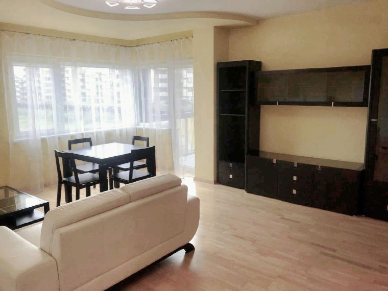 Parduodamas butas Birutės g., Klaipėdos m., Klaipėdos m. sav., 65.80 m² ploto 2 kambariai 4