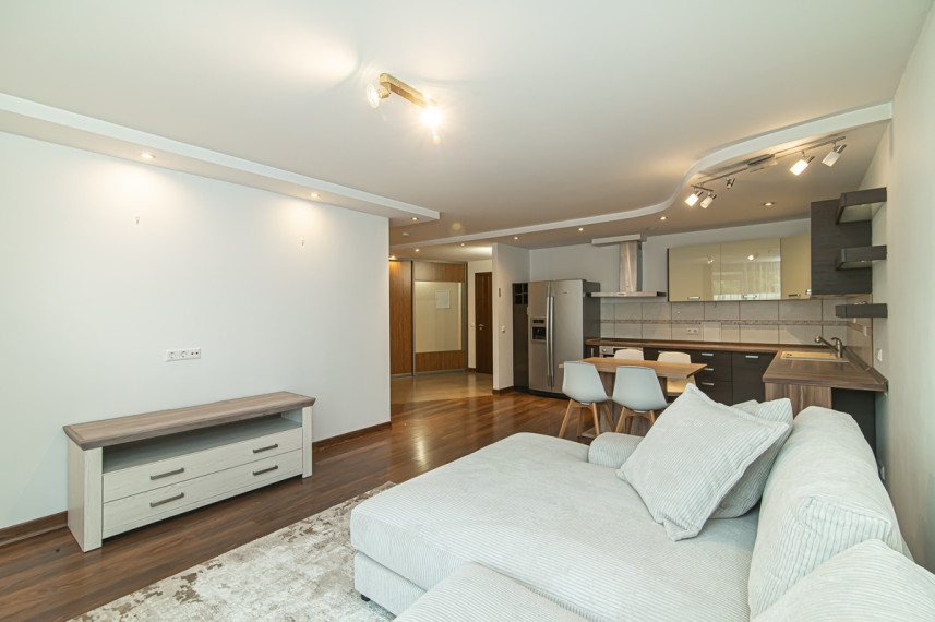 Parduodamas butas Žirmūnų g., Žirmūnai, Vilniaus m., Vilniaus m. sav., 60.04 m2 ploto, 2 kambariai 6