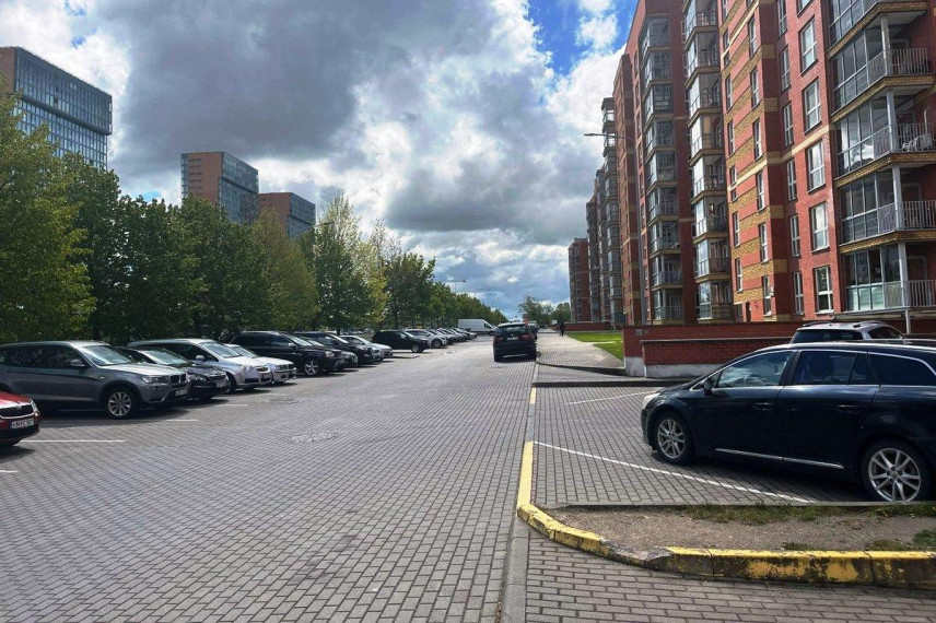 Parduodamas butas Taikos pr., Alksnynė, Klaipėdos m., Klaipėdos m. sav., 71 m² ploto 3 kambariai 2