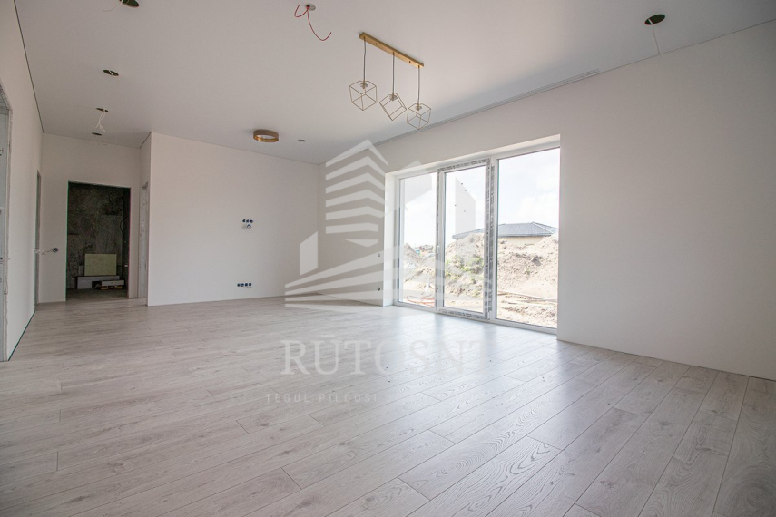 Parduodamas namas Piliavos g., Radailių k., Klaipėdos r. sav., 80 m² ploto 4 kambariai 3