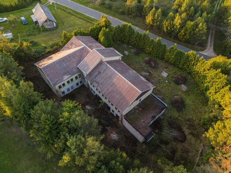 Parduodamos kitos paskirties patalpos Tauragnų g., Kuktiškių mstl., Utenos r. sav., 891.53 m2 ploto 2