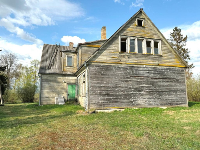 Parduodamas namas Pavartyčių k., Radviliškio r. sav., 288.00 m² ploto 7 kambariai 2
