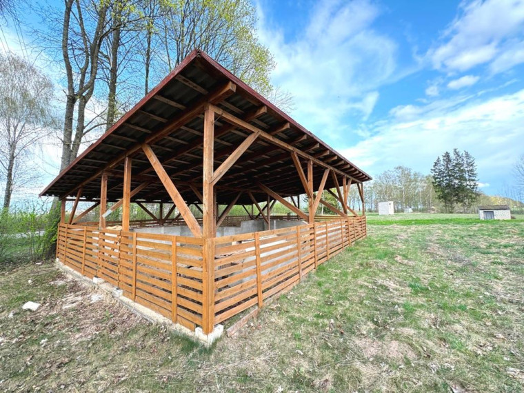 Parduodamas namas Pavartyčių k., Radviliškio r. sav., 288.00 m² ploto 7 kambariai 6