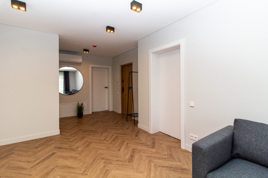 Parduodamas namas Knygnešio g., Tauragės m., Tauragės r. sav., 405.97 m2 ploto, 2 aukštai 2