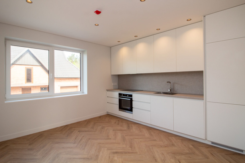 Parduodamas namas Knygnešio g., Tauragės m., Tauragės r. sav., 405.97 m2 ploto, 2 aukštai 3
