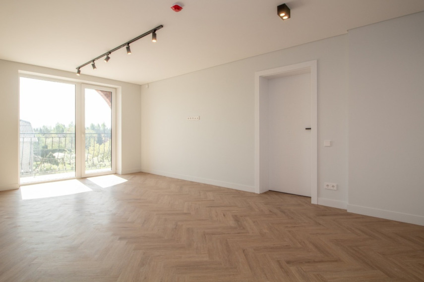 Parduodamas namas Knygnešio g., Tauragės m., Tauragės r. sav., 405.97 m2 ploto, 2 aukštai 18