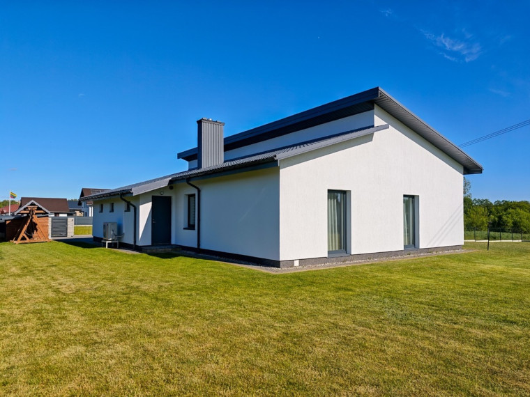 Parduodamas namas Lakštingalų g., Šilalės m., Šilalės r. sav., 183.34 m2 ploto, 1 aukštai 3