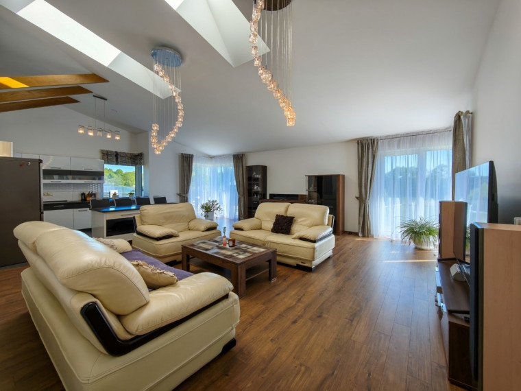 Parduodamas namas Lakštingalų g., Šilalės m., Šilalės r. sav., 183.34 m2 ploto, 1 aukštai 13