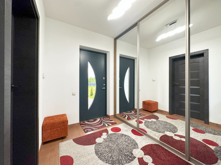 Parduodamas namas Lakštingalų g., Šilalės m., Šilalės r. sav., 183.34 m2 ploto, 1 aukštai 33