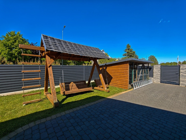 Parduodamas namas Lakštingalų g., Šilalės m., Šilalės r. sav., 183.34 m2 ploto, 1 aukštai 37