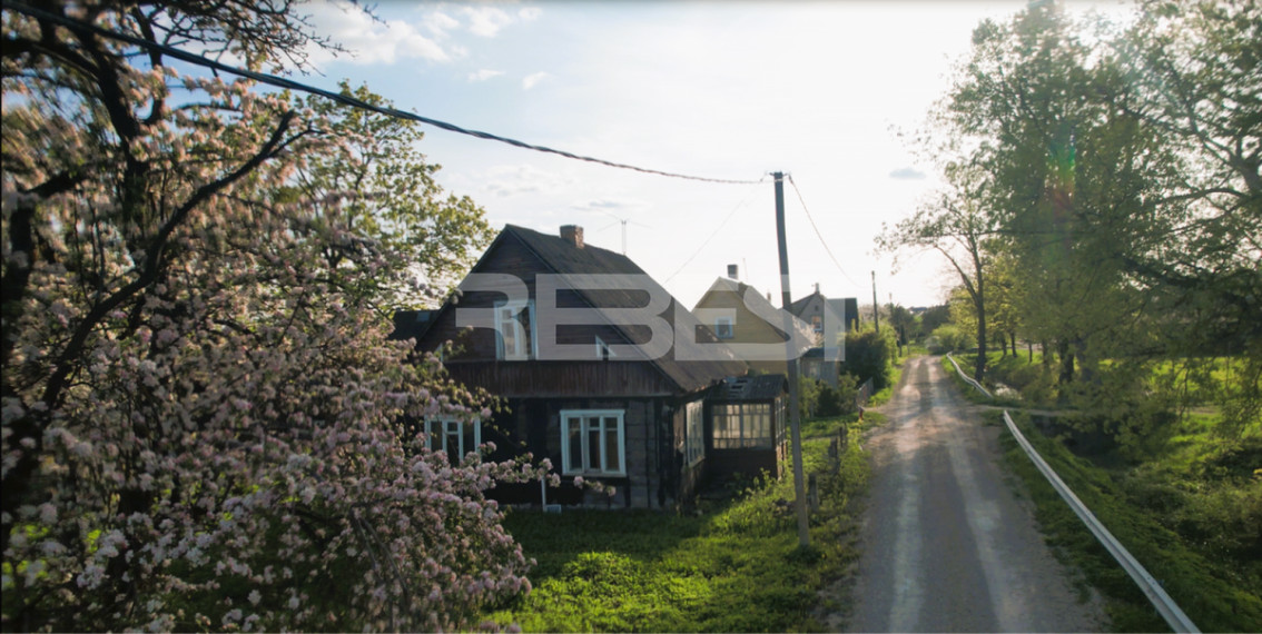 Parduodamas namas Kuršėnų m., Šiaulių r. sav., 112 m2 ploto,  aukštai 3