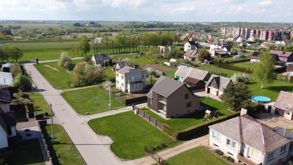 Parduodamas namas Ateities g., Pelėdnagių k., Kėdainių r. sav., 192.00 m² ploto 4 kambariai 3