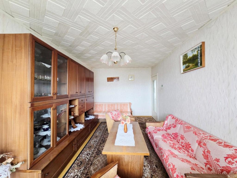 Parduodamas butas Vaižganto g., Utenos m., Utenos r. sav., 47.7 m² ploto 2 kambariai 4