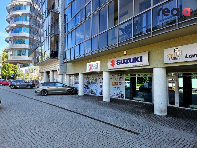 Parduodamos komercinės patalpos Ulonų g. Šiaurės miestelyje 3