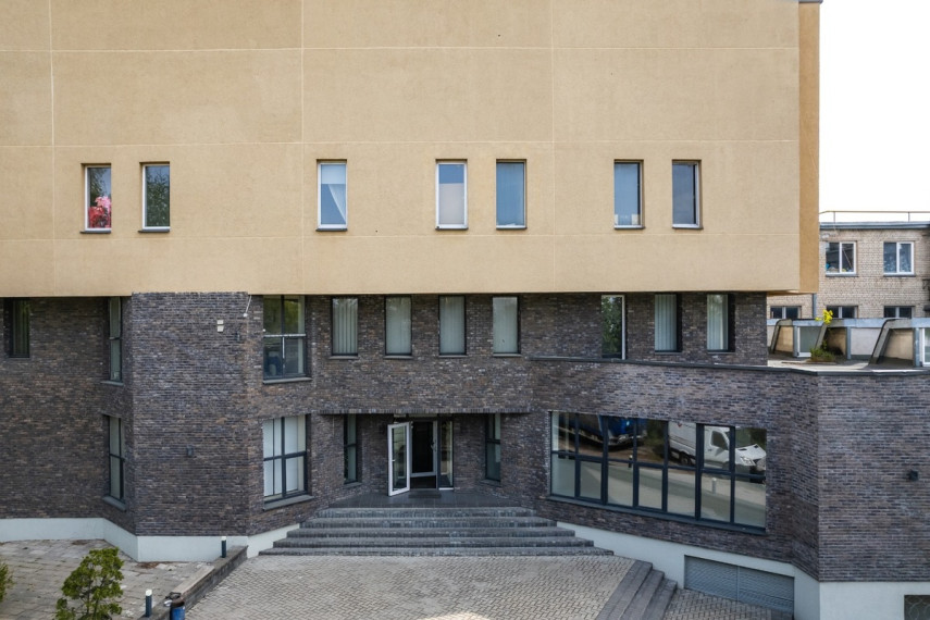 Parduodamos administracinės, gamybinės, kitos paskirties, sandėliavimo patalpos Granito g., Aukštieji Paneriai, Vilniaus m., Vilniaus m. sav., 2562.6 m2 ploto 30