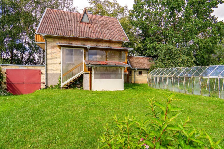 Parduodamas namas Rožių g., Tičkūnų k., Panevėžio r. sav., 118.45 m2 ploto, 2 aukštai 2