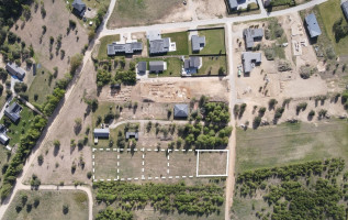 Parduodamas namų valdos paskirties sklypas Mėtų g., Bajorų k., Vilniaus r. sav., 13.7 a ploto 4