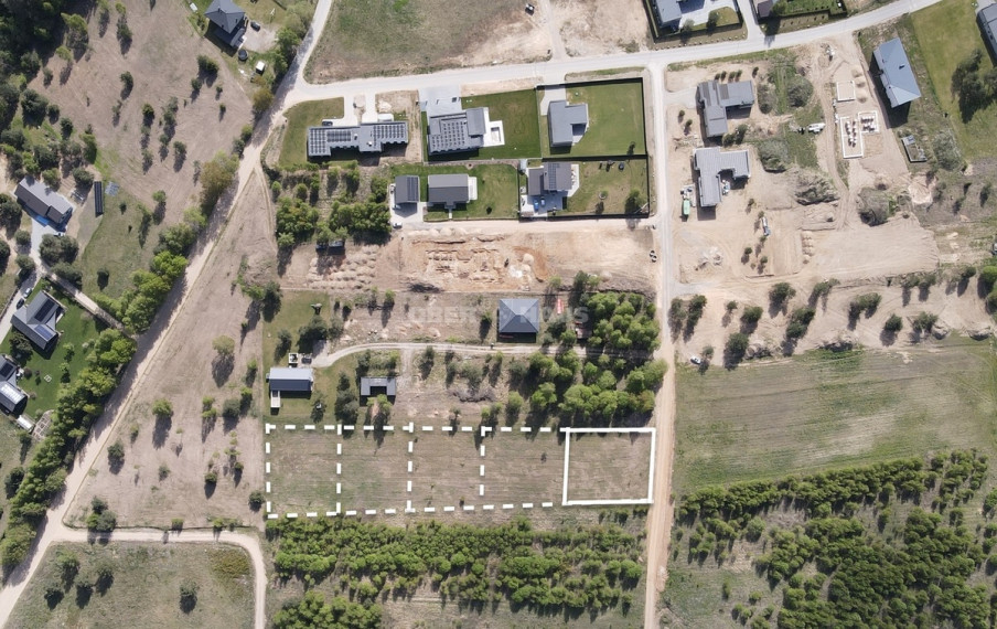 Parduodamas namų valdos paskirties sklypas Mėtų g., Bajorų k., Vilniaus r. sav., 13.7 a ploto 4