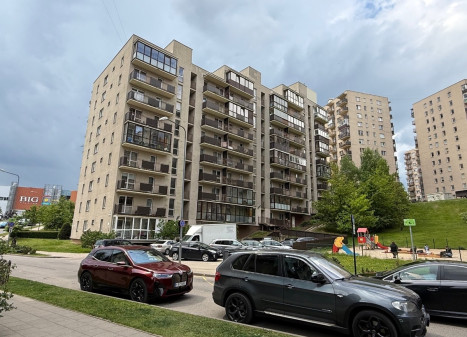 Nuomojamas butas Vėtrungių g., Fabijoniškės, Vilniaus m., Vilniaus m. sav., 54 m2 ploto, 2 kambariai