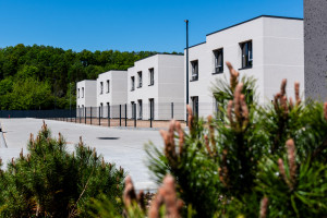 Namas su garažu Kaune prie upės 18