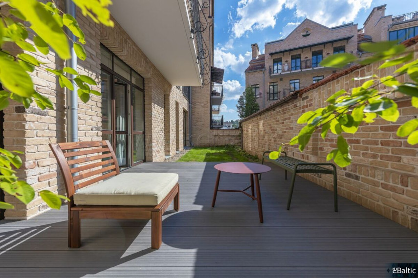 Nuomojamas butas Polocko g., Užupis, Vilniaus m., Vilniaus m. sav., 74 m2 ploto, 3 kambariai 2