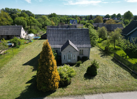 Parduodamas namas Dariaus ir Girėno g., Dovainonių k., Kaišiadorių r. sav., 83.57 m2 ploto, 2 aukštai