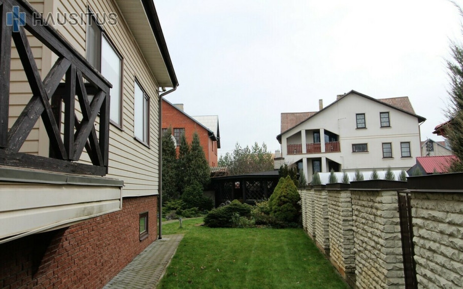Parduodamas namas Mėnulio g., , Panevėžyje, 300.95 kv.m ploto, 2 aukštai 48