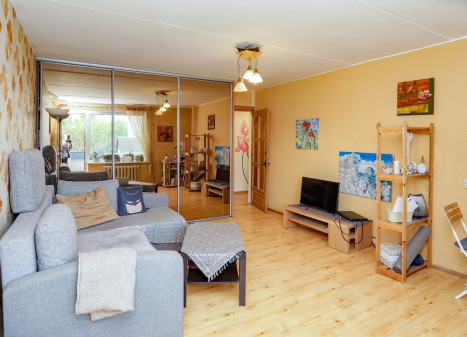 Parduodamas butas Žemaičių g., Žemaičiai, Panevėžio m., Panevėžio m. sav., 51.25 m2 ploto, 2 kambariai