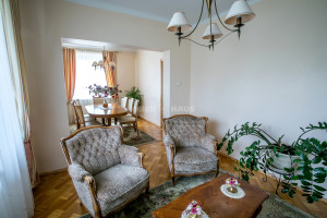 Parduodamas namas Žemkalnio g., Centras, Šiaulių m., Šiaulių m. sav., 344.4 m2 ploto, 2 aukštai 9