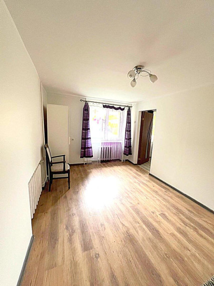 Parduodamas butas Vytauto g., Trakų m., Trakų r. sav., 53.68 m2 ploto, 3 kambariai 4