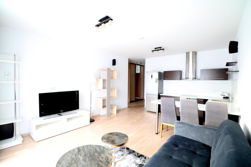 Nuomojamas butas Sviliškių g., Pašilaičiai, Vilniaus m., Vilniaus m. sav., 55 m2 ploto, 2 kambariai 1