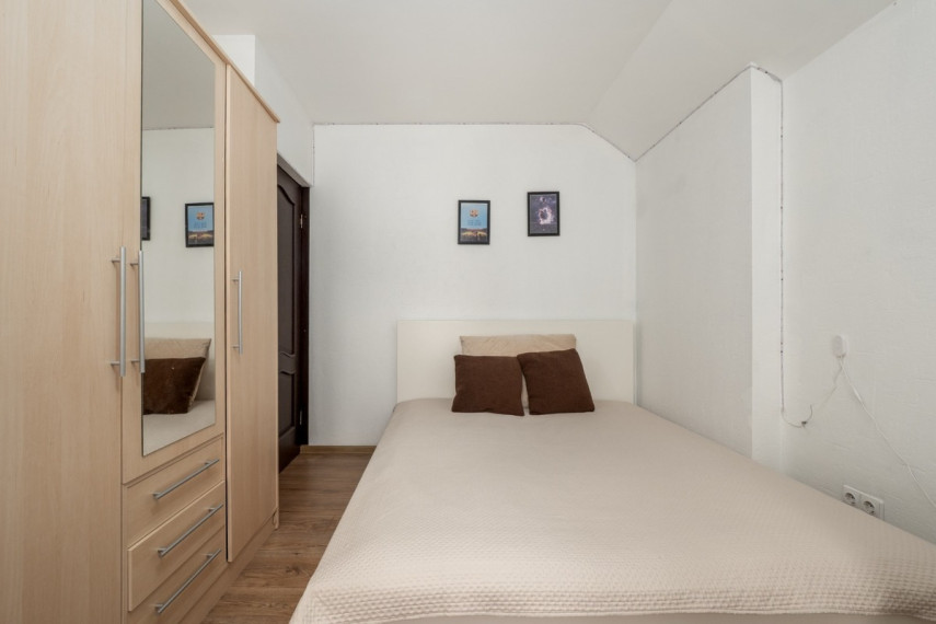 Parduodamas namas Juodvarnių Sodų g., Dvarčionys, Vilniaus m., Vilniaus m. sav., 144.75 m2 ploto, 2 aukštai 24