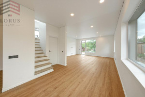 Parduodamas namas Aukštuolės k., Vilniaus r. sav., 135.05 m2 ploto, 2 aukštai 11