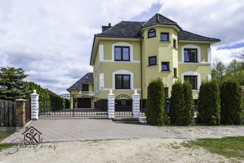 PARDUODAMAS ERDVUS IR APŠILTINTAS NAMAS SU VAIZDU Į ŠYŠOS UPĘ – ŠILUTĖJE, LIEPŲ G. 27 3