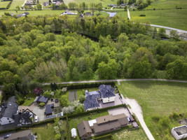 PARDUODAMAS ERDVUS IR APŠILTINTAS NAMAS SU VAIZDU Į ŠYŠOS UPĘ – ŠILUTĖJE, LIEPŲ G. 27 46