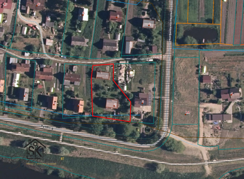 ERDVUS NAMAS SU 16.5 A ŽEMĖS SKLYPU, SODU IR VAIZDU Į PAKALNĖS UPĘ – PUIKI GALIMYBĖ ĮSIKURTI GAMTOS APSUPTYJE RUSNĖJE! 38
