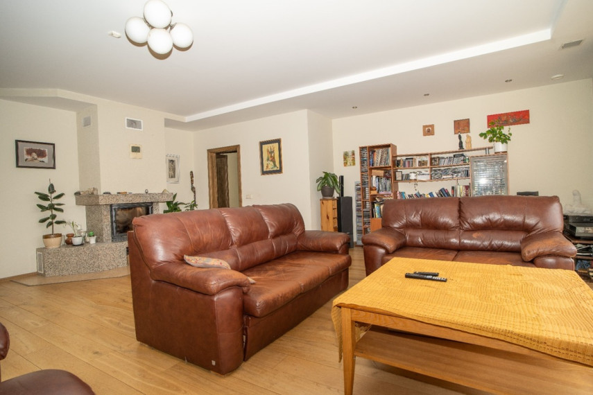 Parduodamas namas Janušavos g., Kėdainių m., Kėdainių r. sav., 293.94 m2 ploto, 2 aukštai 5