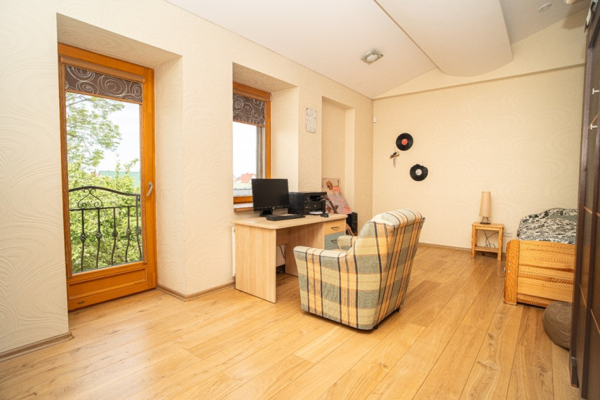 Parduodamas namas Janušavos g., Kėdainių m., Kėdainių r. sav., 293.94 m2 ploto, 2 aukštai 15