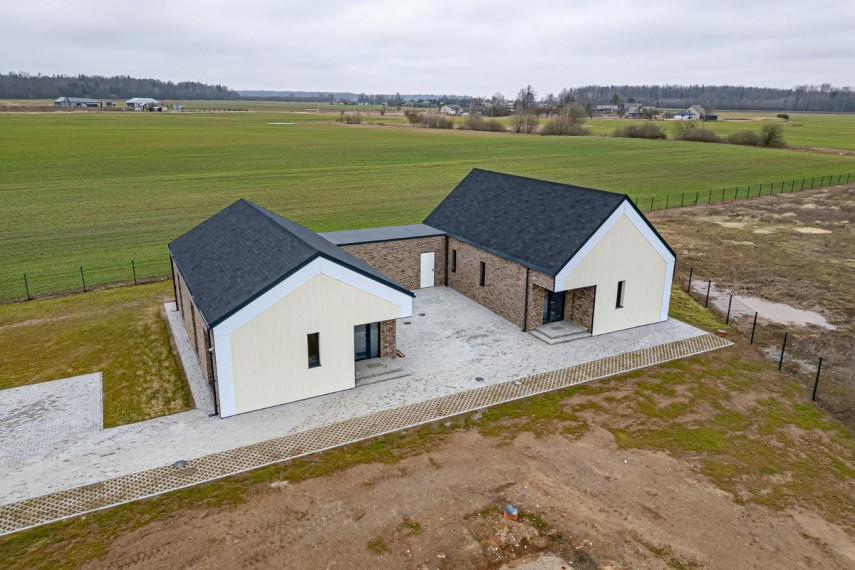 Parduodamas namas Bazilikų g., Stanaičių k., Kauno r. sav., 73.47 m2 ploto, 1 aukštai 9