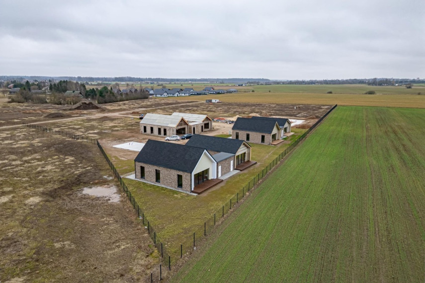 Parduodamas namas Bazilikų g., Stanaičių k., Kauno r. sav., 90 m2 ploto, 1 aukštai 18