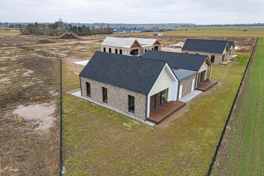 Parduodamas namas Bazilikų g., Stanaičių k., Kauno r. sav., 90 m2 ploto, 1 aukštai 19