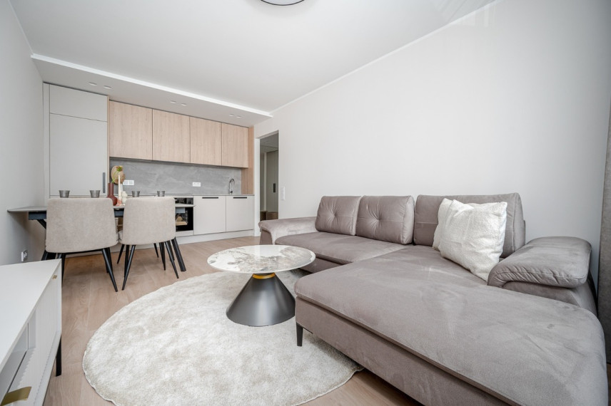 Parduodamas butas Žirmūnų g., Žirmūnai, Vilniaus m., Vilniaus m. sav., 65 m2 ploto, 3 kambariai 4