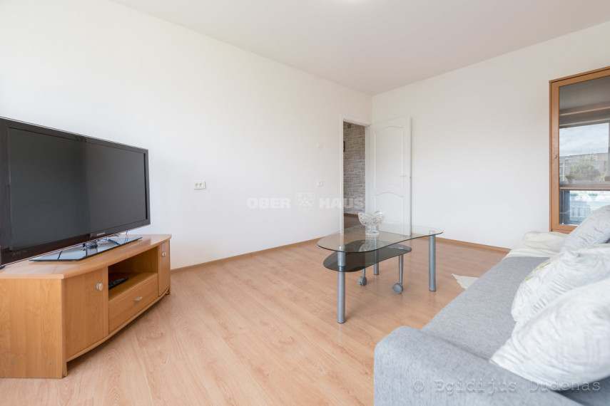 Nuomojamas butas Taikos g., Justiniškės, Vilniaus m., Vilniaus m. sav., 40 m2 ploto, 1 kambariai 5