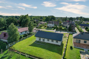 PARDUODAMAS ERDVUS IR ŠIUOLAIKIŠKAS NAMAS SU 15.21 ARŲ ŽEMĖS SKLYPU ŠILUTĖJE, RAMYBĖS G. 22