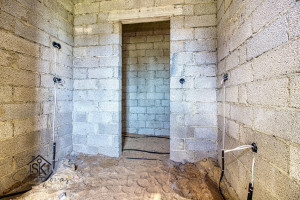 PARDUODAMAS ERDVUS IR ŠIUOLAIKIŠKAS NAMAS SU 15.21 ARŲ ŽEMĖS SKLYPU ŠILUTĖJE, RAMYBĖS G. 44