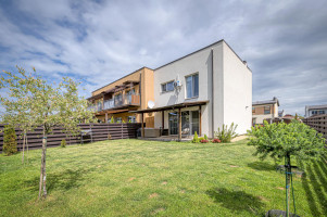 Parduodamas namas Slyvų g., Giraitės k., Kauno r. sav., 100.58 m² ploto 4 kambariai 24