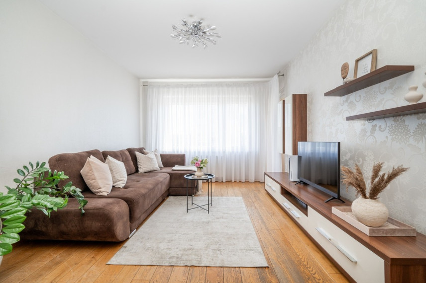 Parduodamas butas Dūkštų g., Šeškinė, Vilniaus m., Vilniaus m. sav., 50.3 m2 ploto, 2 kambariai 1