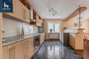 Parduodamas namas Kaštonų g., Avižienių k., Vilniaus r. sav., 275.85 m2 ploto, 2 aukštai 21