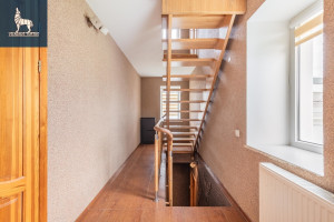 Parduodamas namas Kaštonų g., Avižienių k., Vilniaus r. sav., 275.85 m2 ploto, 2 aukštai 25